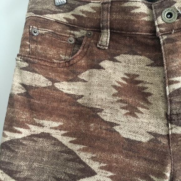 ⭐️40% Off⭐️ Lauren Jeans Company Aztec Modern Skinny Jeans - Picture 5 of 9